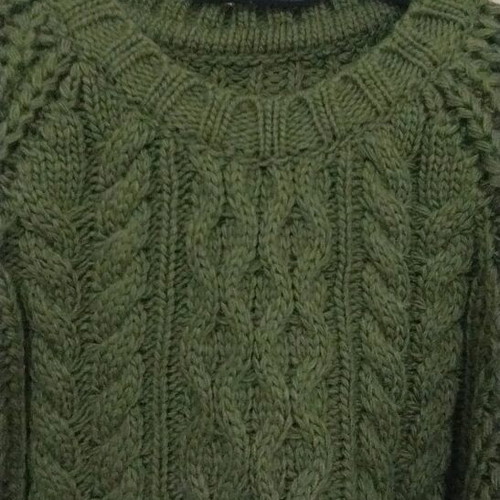 Knitted sweaters khaki and terracotta like new, medium sizes