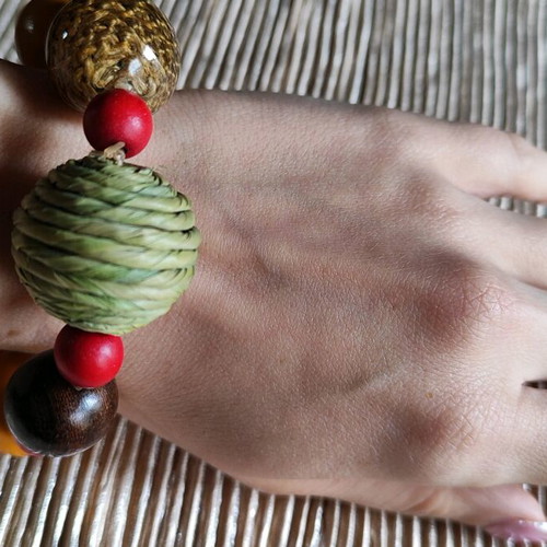 Colorful bracelet with wooden beads like new