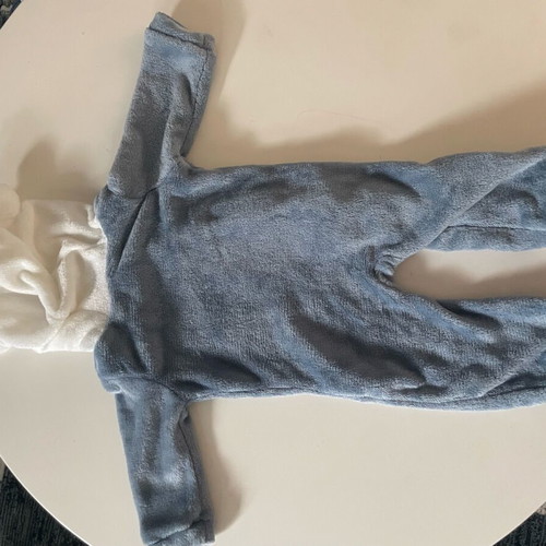 Baby exit romper new, fleece, for 2-3 months old