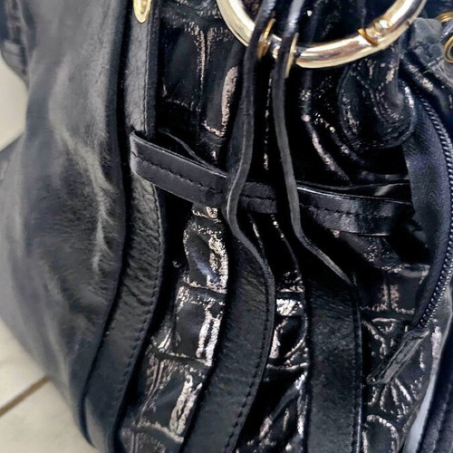L.CREDI shoulder bag used, leather, black and silver