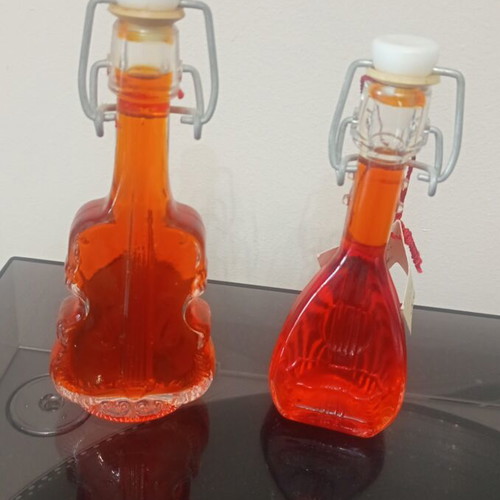 Set of 2 Italian aromatic chili olive oils new