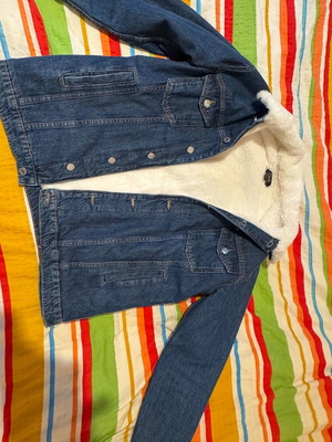 Jeans jacket OVS women with white wool inside like new