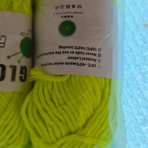 Glow in the Dark Yarn Set New, 8 Pieces, 2mm and 4mm