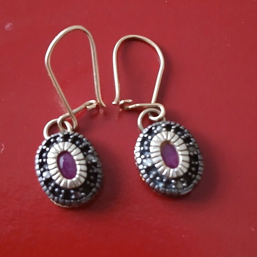 Earrings with rubies and diamonds vintage cut in 9k gold and 925 silver like new
