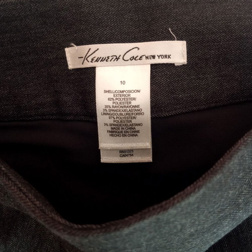Kenneth Cole jacket and skirt like new, gray, sizes 12 and 10