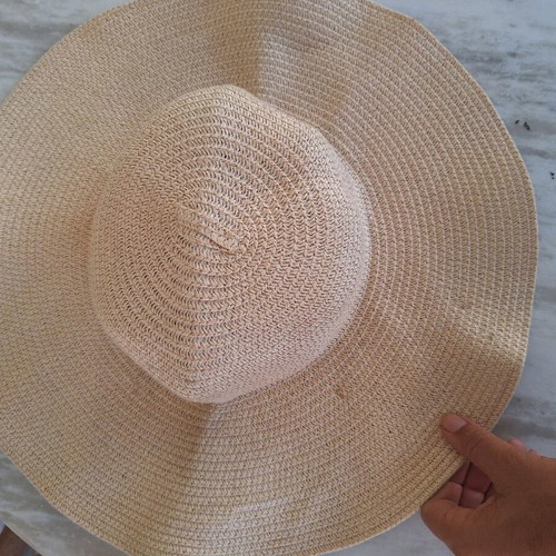 Beige women's hat used, size 57-58 large