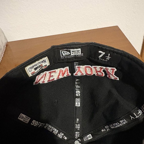 New York Yankees New Era jockey hats like new, set of 3