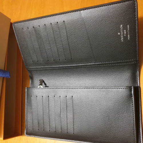 LOUIS VUITTON “BRAZZA WALLET”