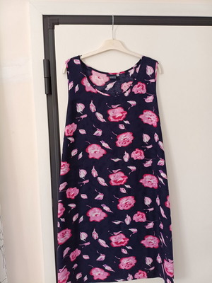 Infinity sleeveless summer dress A-line navy with pink floral, like new