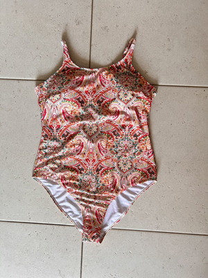Ολόσωμο μαγιό Shein XL πολύχρωμο με σχέδιο paisley σαν καινούργιο