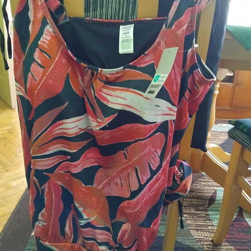Infinity women's tankini top with tropical leaf print, size 46