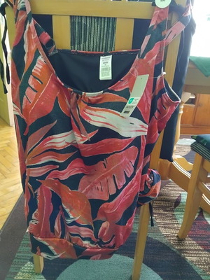 Infinity women's tankini top with tropical leaf print, size 46