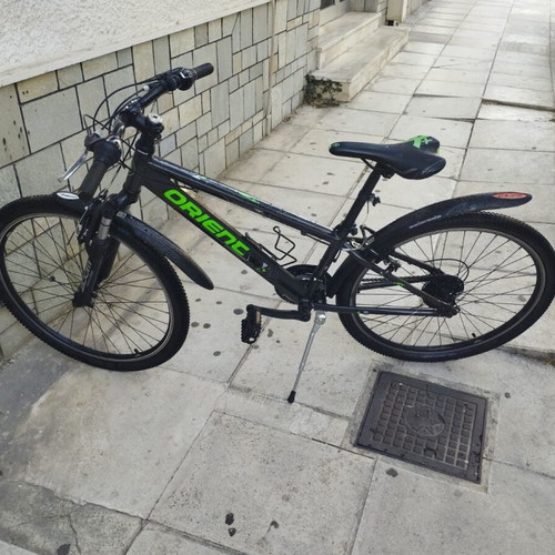 Orient 26" aluminum city bike like new, green