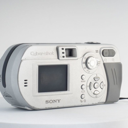 Sony Cyber-shot DSC-P72 digital camera used, 3.2MP CCD sensor