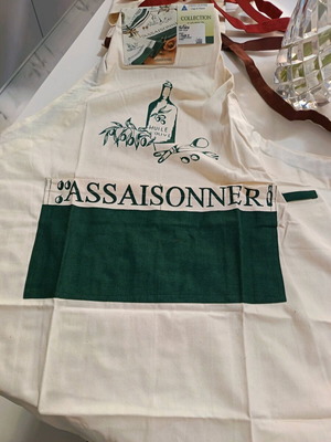 Fabric cooking apron new