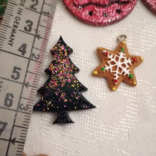 Wooden elements for charms, pack of 10 pieces, like new