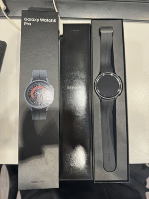 Samsung Galaxy Watch 5 Pro like new, display model