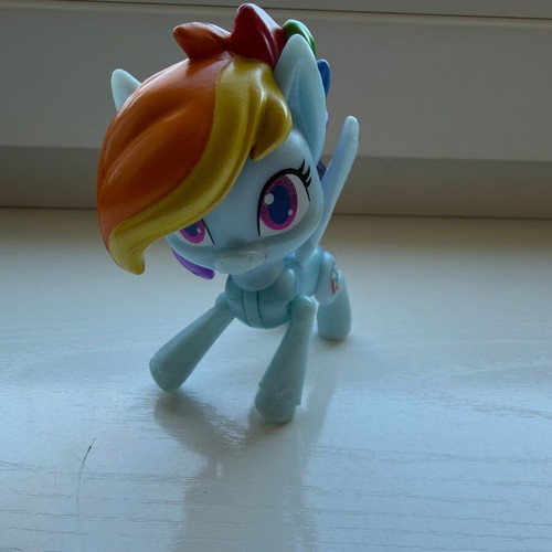 My Little Pony Rainbow Dash figure used, official Hasbro 4x8cm