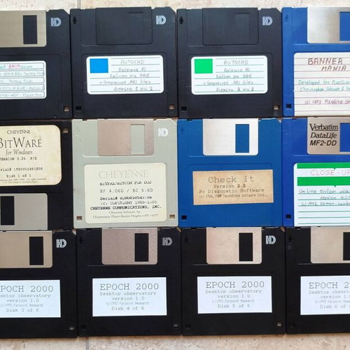 3.5" Floppy Disks Collection used, 99 pcs with Media Box