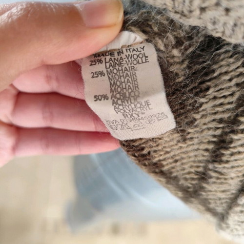 Wool knitted sweater like new, beige, one size