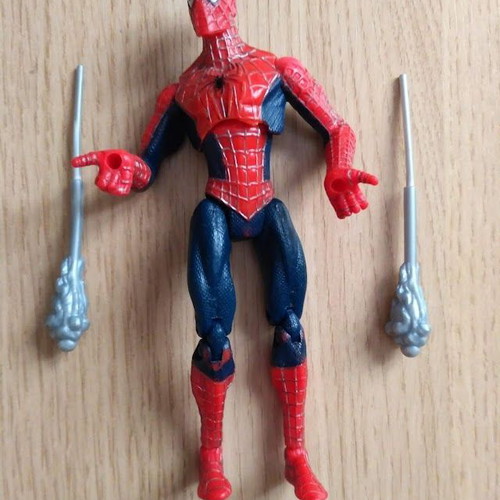 Spider-Man figure used with 2 spring-loaded webs, 12 cm height