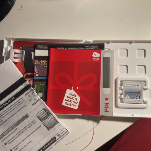 Mario Kart for 3DS used, complete and in good condition