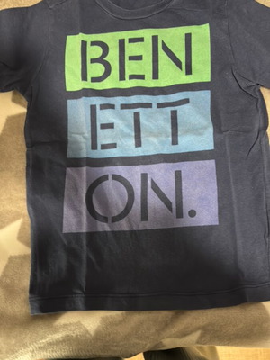 Benetton tshirt used for boy 5-6 years