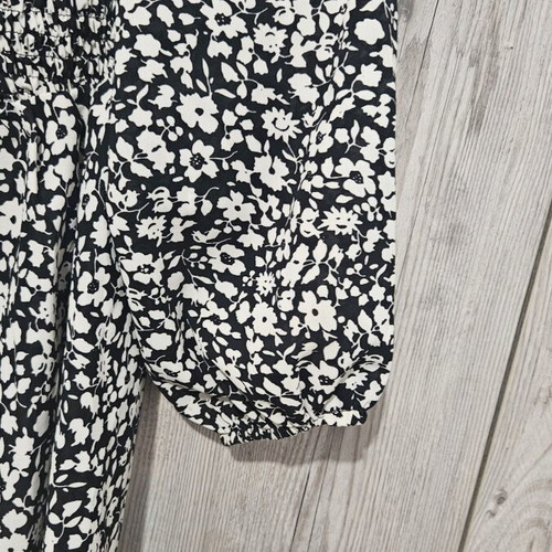 Spring floral dress like new, airy fabric, black and white, size L