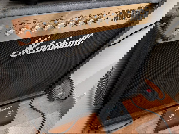 Marshall MG50FX (модел преди 2018 г.)