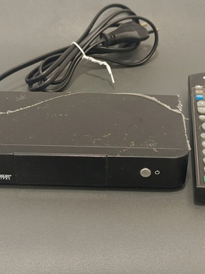 Doop DVB-T HD HDMI digital TV decoder used with remote control
