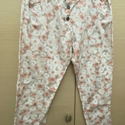 Boyfriend pants size 40 like new, cotton fabric
