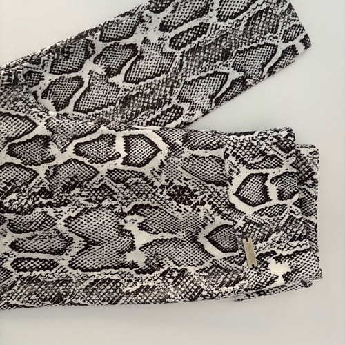 Kendal + Kylie Snake Print Leggings Like New, White and Grey