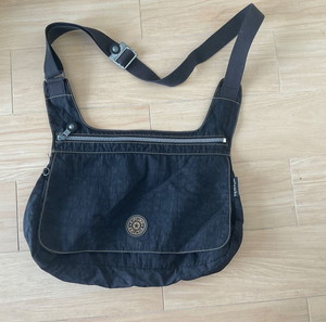 Kipling vintage, αντρική τσάντα χιαστι