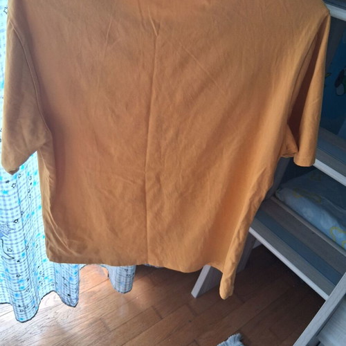 T-shirt oversized Small-Medium mustard color 100% cotton like new with 3D floral decorations