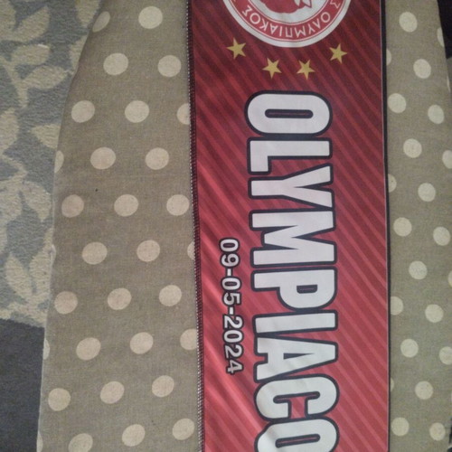 Olympiacos Aston Villa collectible scarf like new