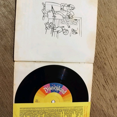 Disney Peter Pan book with record used, collectible 1977