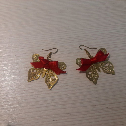 Earrings new, faux bijoux