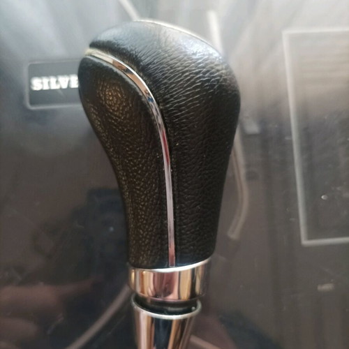 Gear shift knob used with Start/Stop switch, black