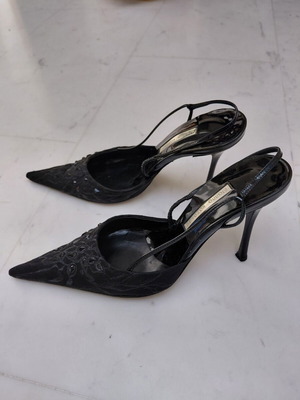 Gianna Kazakou black pumps size 38
