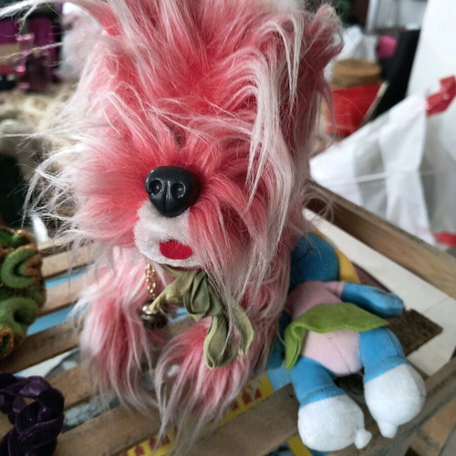 El Greco dog plush like new