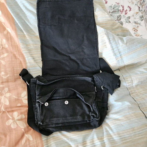 Mil-Tec cross body bag used, black
