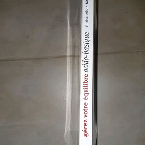 Book like new, French language