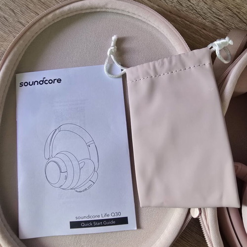 Anker Soundcore Life Q30 Pink wireless headphones like new with case