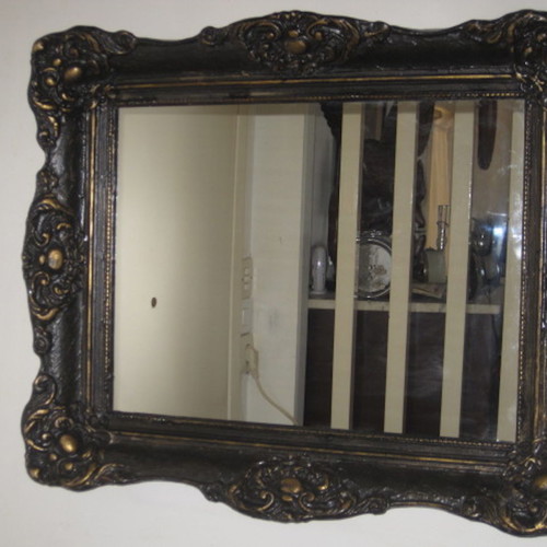 Bijouterie mirror in heavy frame 137x80 cm in very good condition