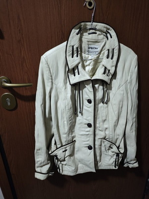 Leather jacket vintage used, size L, beige