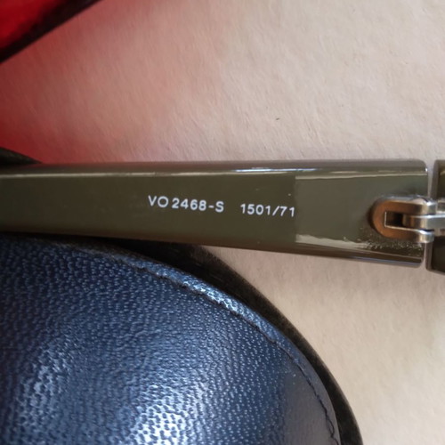 Vogue sunglasses new, authentic