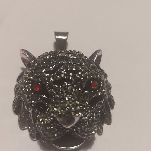 Steel Puma Pendant new, black and silver with red stones
