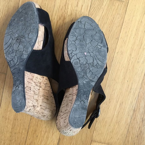 Black suede leather platform sandal, women's size 39