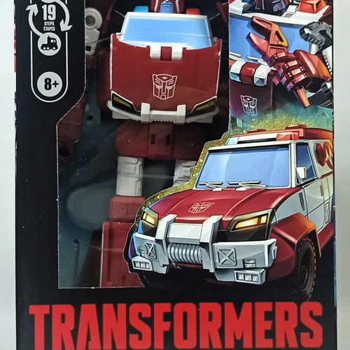 Transformers Age of the Primes Autobot Ratchet Deluxe Class new