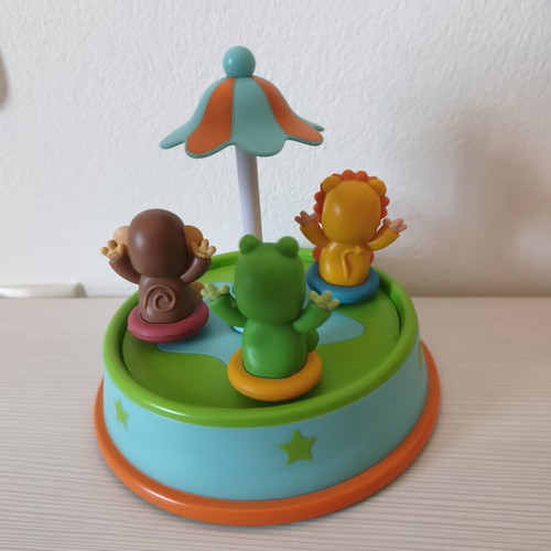 Musical Cotoons mobile used